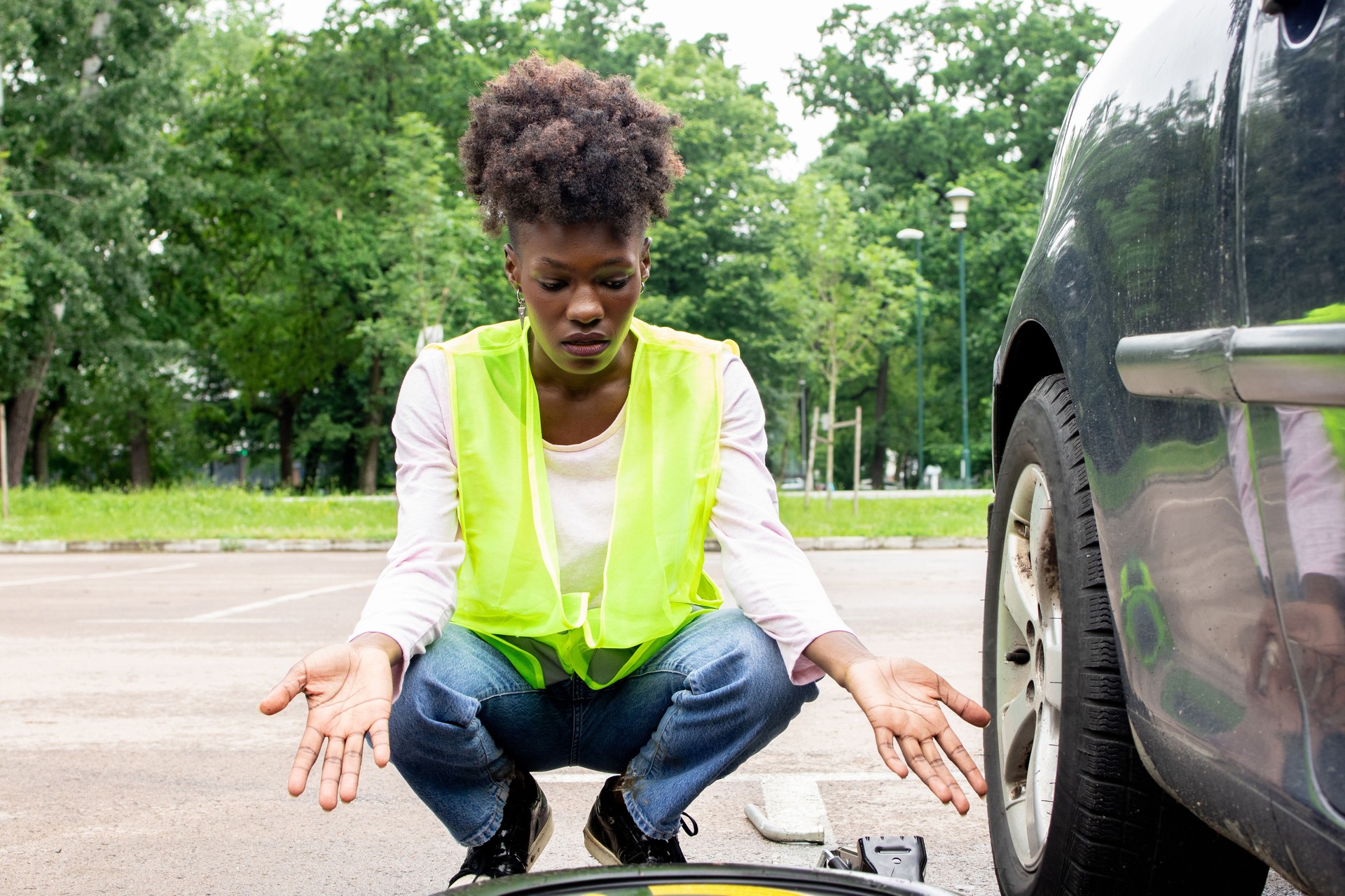 Problem with a flat tire on the car